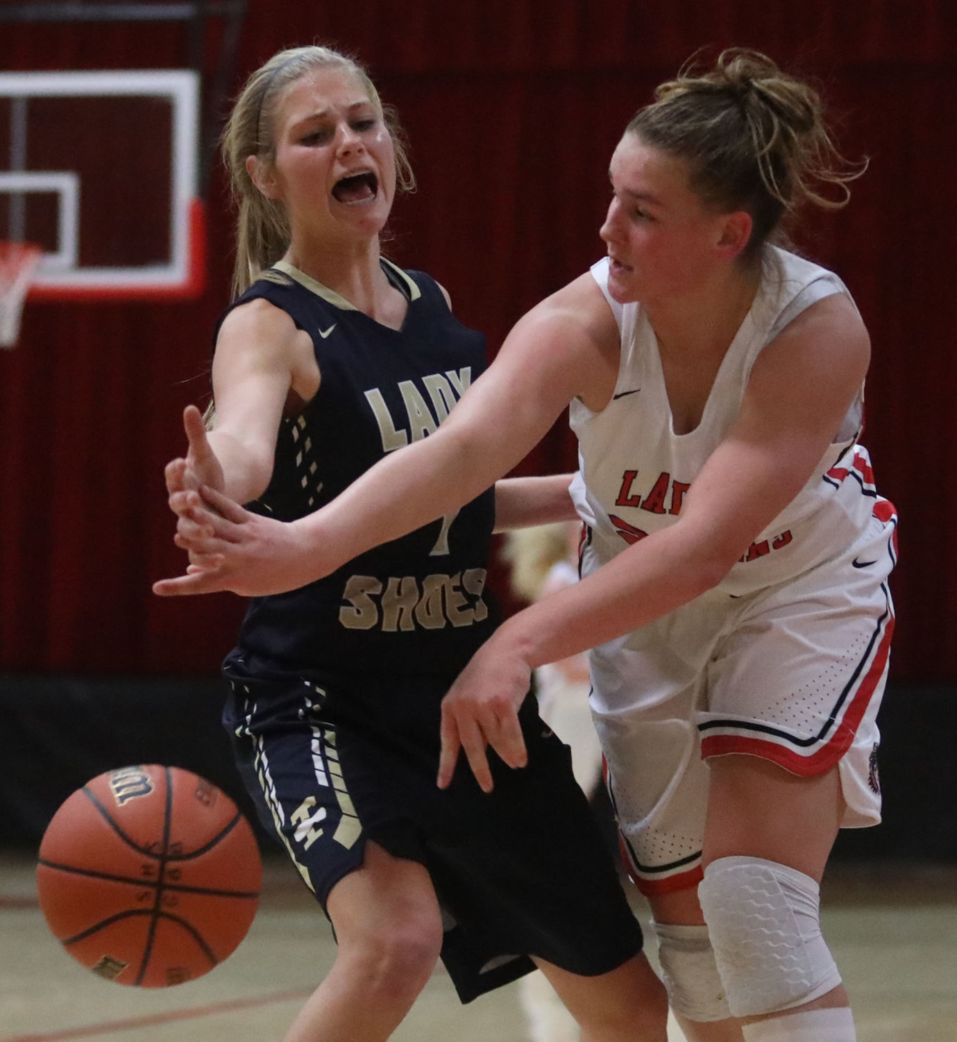 Sullivan vs Teutopolis girls basketball 15 11.26.18.jpg